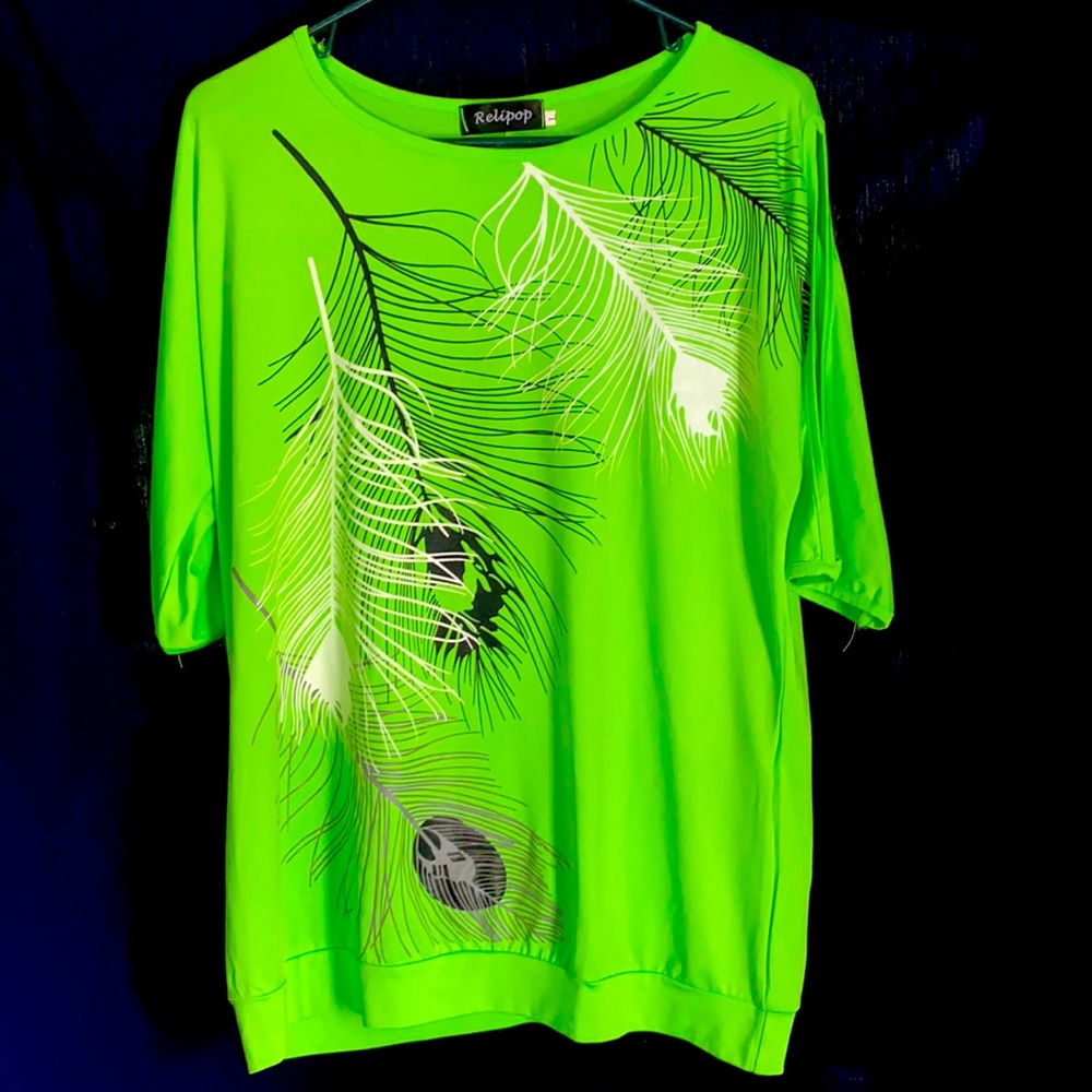 Tunic top with shoulder slits